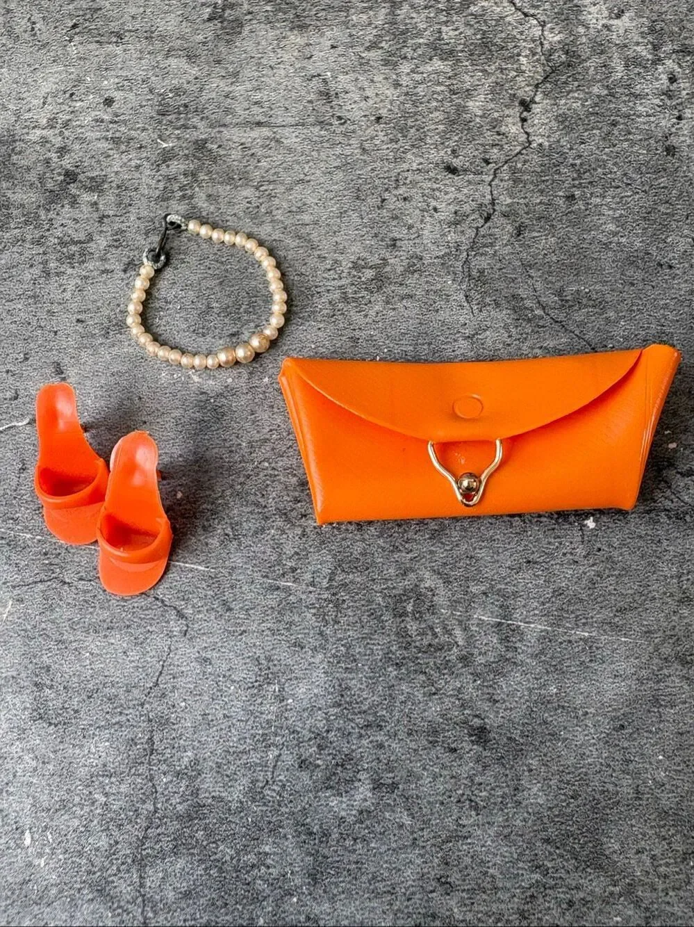 Vintage Barbie Mattel Orange Skirt White Top Shoes Purse Pearl Necklace Outfit L